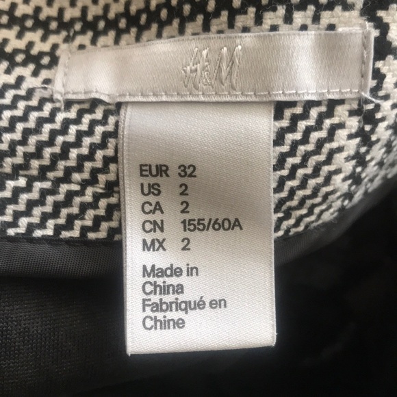 H&M Houndstooth Pencil Skirt - Picture 3 of 5